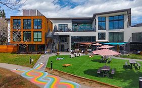 The Block Hotel & Commons